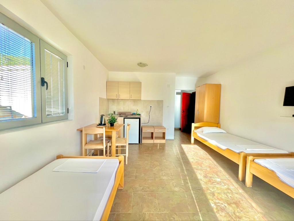 Casa Di Fratelli Hotel Budva Exterior photo