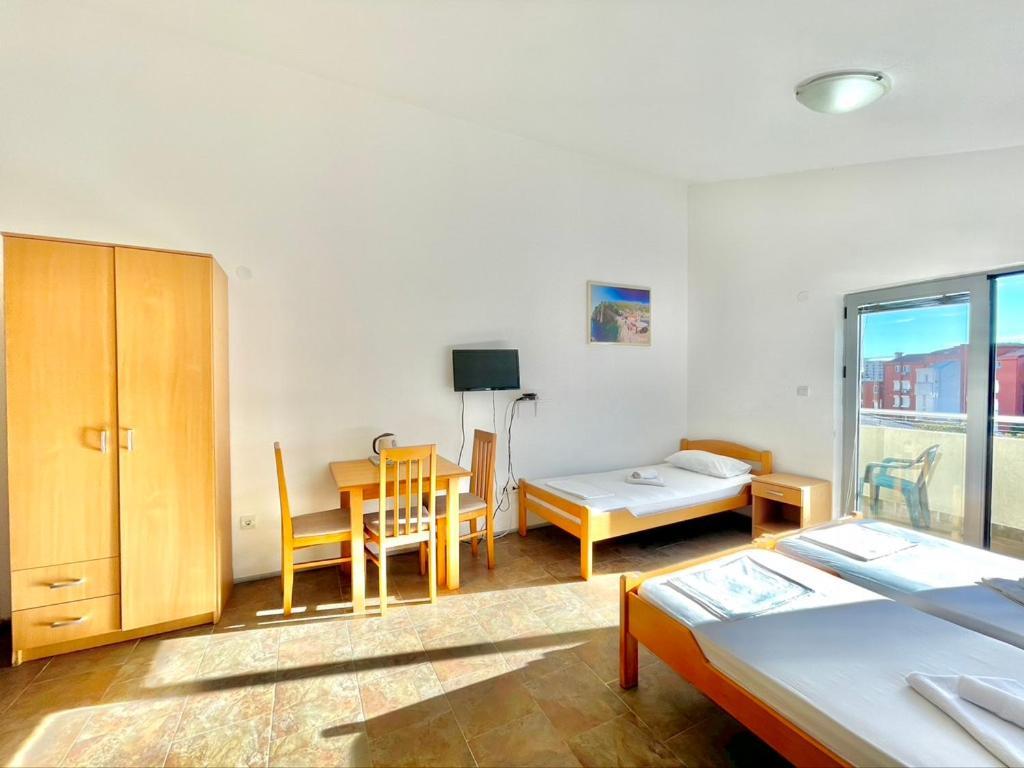 Casa Di Fratelli Hotel Budva Exterior photo